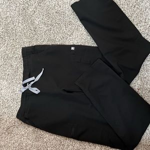 Yola black fig scrub pants